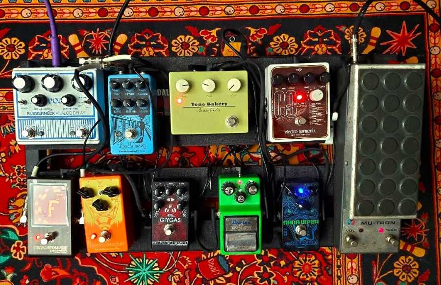 Best Large Pedal Board 2024 low res.jpg